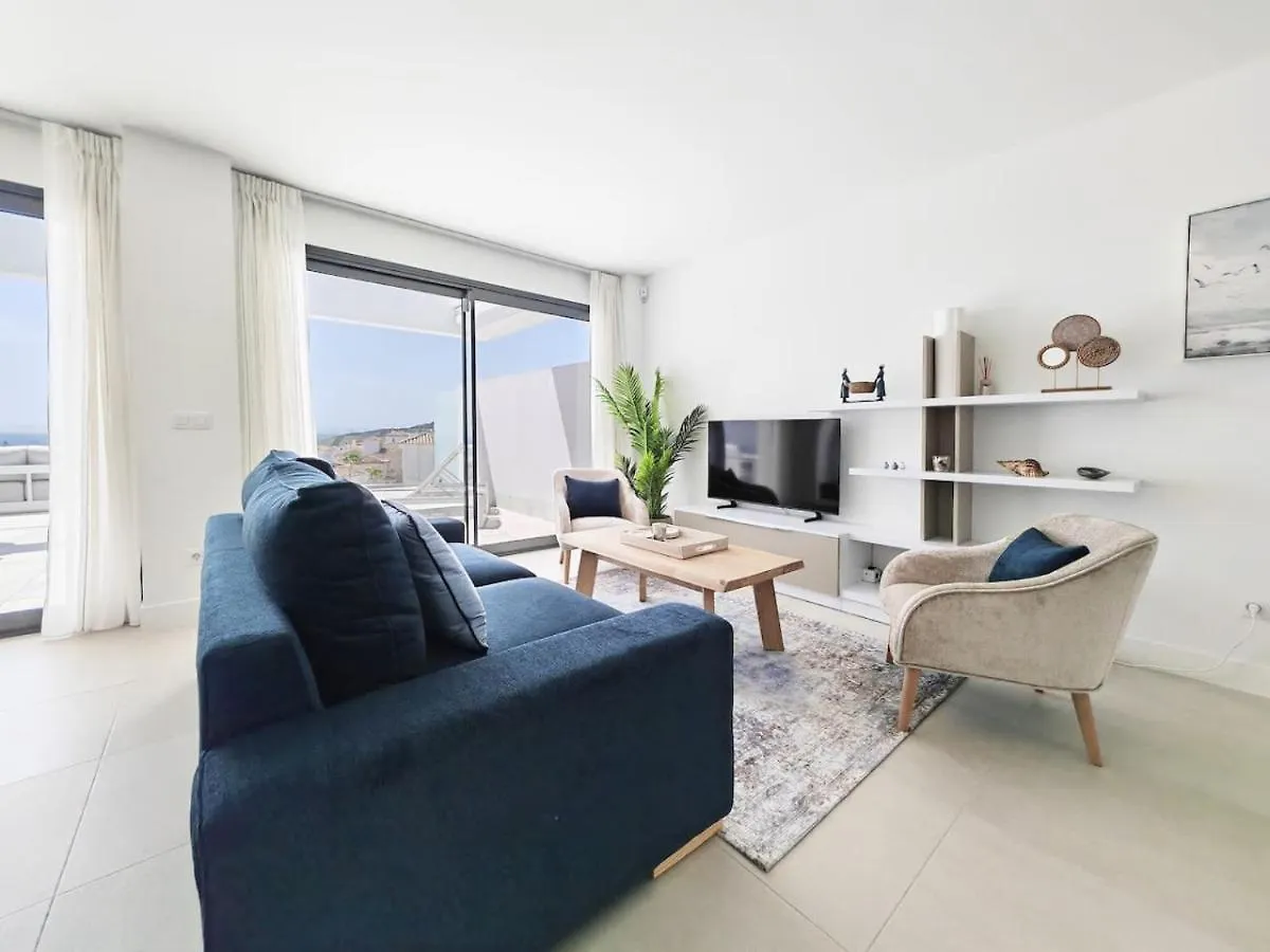 Stunning 3 Bed Penthouse In Manilva - Pure South Apartment