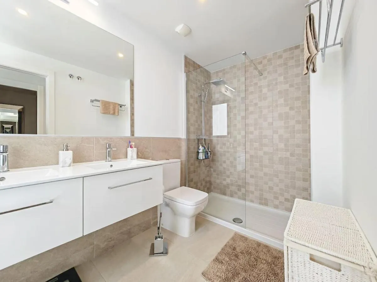 Stunning 3 Bed Penthouse In Manilva - Pure South Apartment
