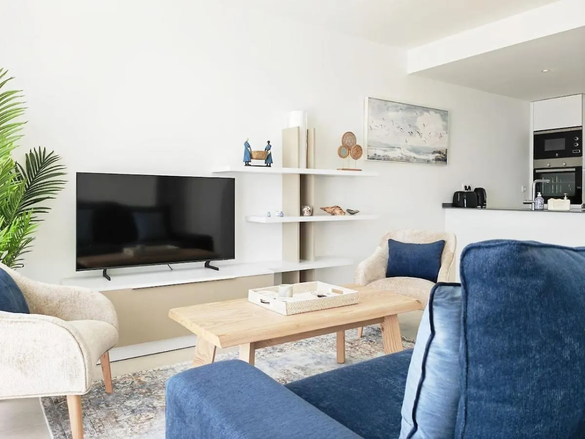 Stunning 3 Bed Penthouse In Manilva - Pure South Apartment